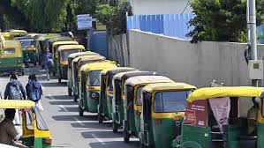 சென்னை பெட்ரோல் விலை ஸ்திரத்தன்மை: ஆட்டோ LPG பற்றாக்குறையால் ஓட்டுநர்கள் தவிப்பு சென்னை பெட்ரோல் விலை ஸ்திரத்தன்மை: ஆட்டோ LPG பற்றாக்குறையால் ஓட்டுநர்கள் தவிப்பு - auto