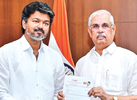 "நான் திருப்தி அடையாமல் ஆட்சி அமைக்க அனுமதி கிடையாது": தமிழக ஆளுநர் அர்லேகர் திட்டவட்டம்! "நான் திருப்தி அடையாமல் ஆட்சி அமைக்க அனுமதி கிடையாது": தமிழக ஆளுநர் அர்லேகர் திட்டவட்டம்! - Screenshot 2026 05 07 094301